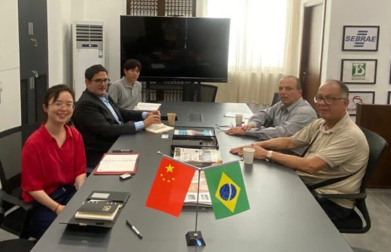 Em visita à agência InvestSP – Xangai – China.