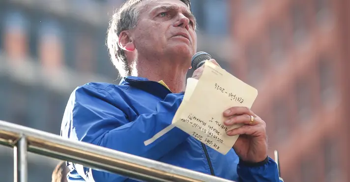 Restrições de Moraes obrigam Bolsonaro a fazer malabarismos para buscar atendimento em hospitais