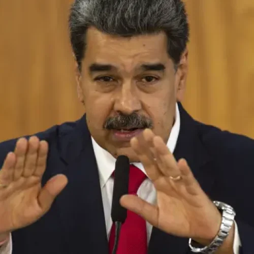 Maduro, em Ato Desesperado, Declara ‘Comoção Exterior’ em Resposta a Pressão Americana